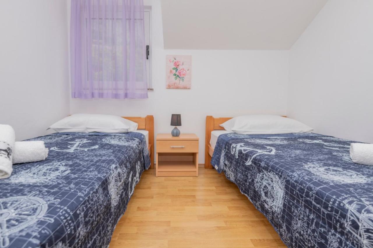 Apartments Zdravka Lokva Rogoznica Eksteriør billede