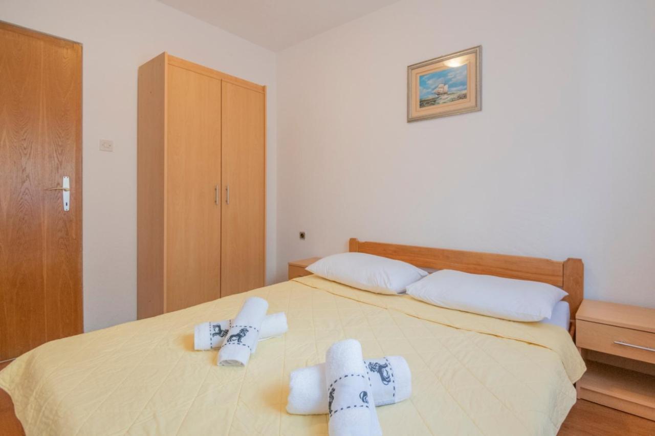Apartments Zdravka Lokva Rogoznica Eksteriør billede
