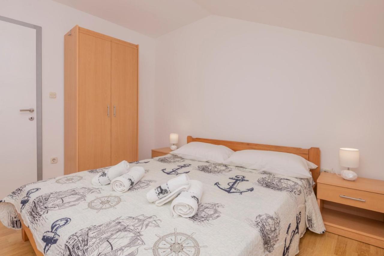 Apartments Zdravka Lokva Rogoznica Eksteriør billede