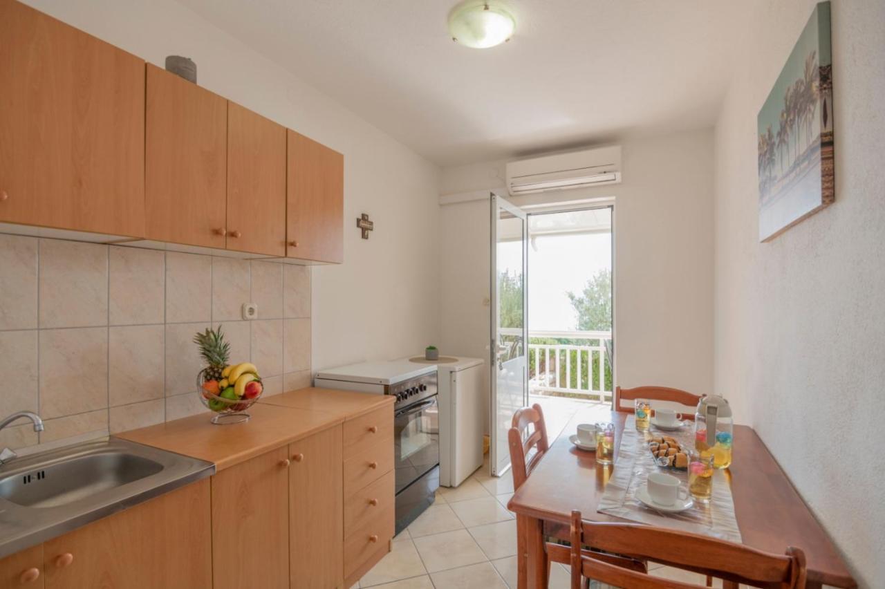 Apartments Zdravka Lokva Rogoznica Eksteriør billede