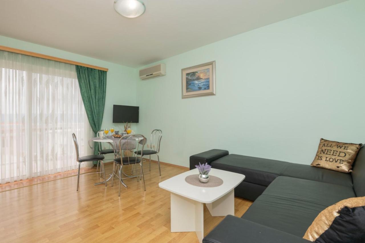 Apartments Zdravka Lokva Rogoznica Eksteriør billede