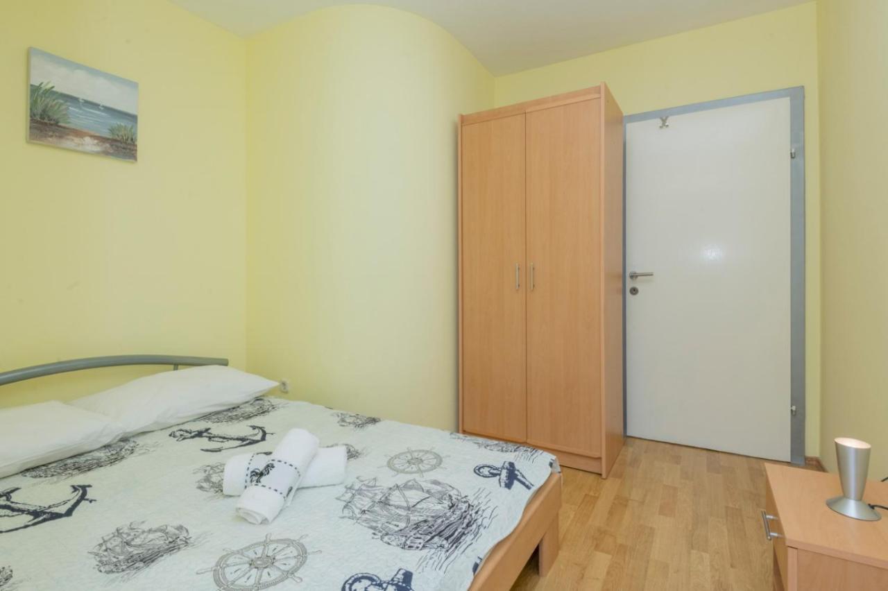 Apartments Zdravka Lokva Rogoznica Eksteriør billede